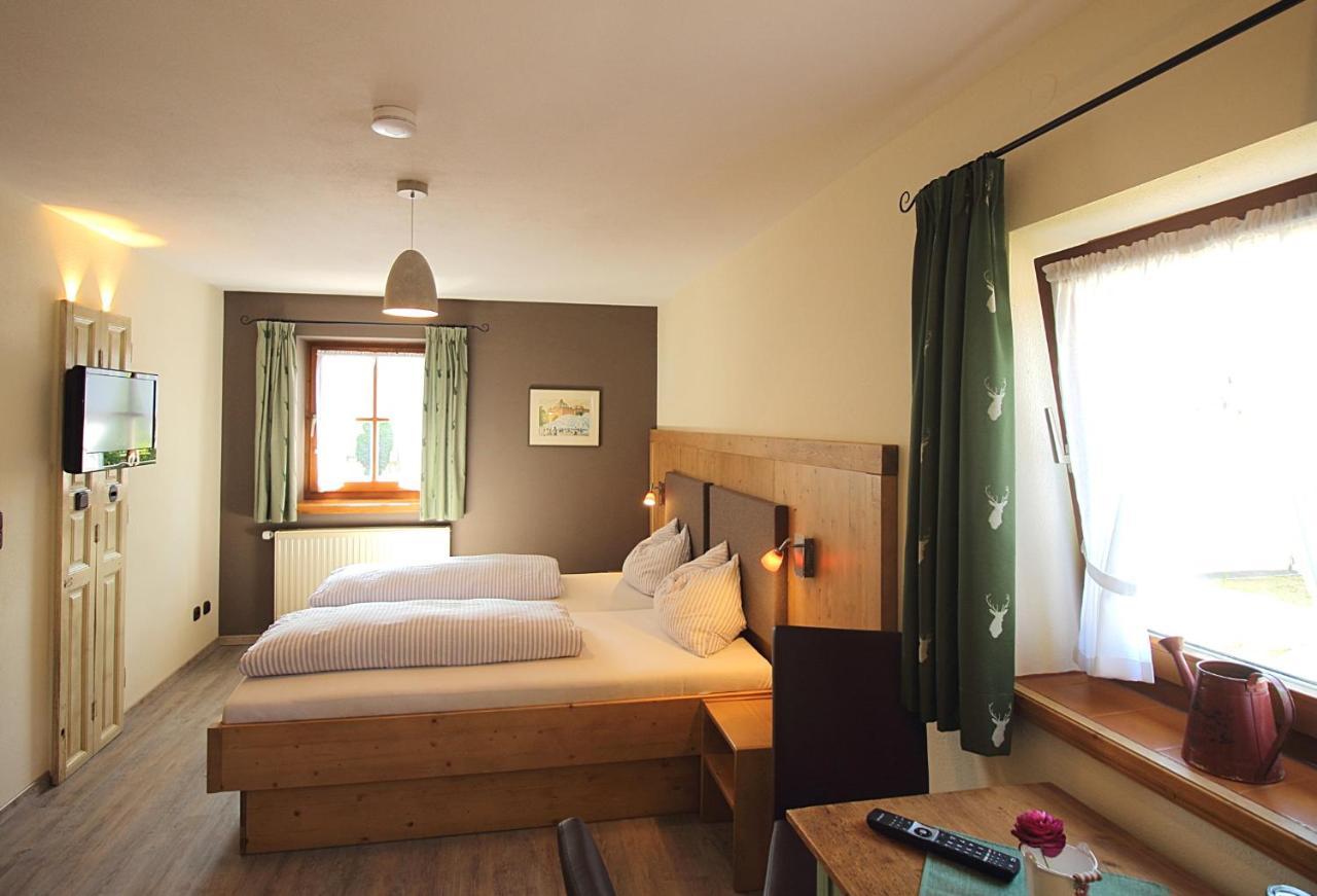 Gaestehaus Alpin - Inkl. Chiemgau-Karte Берген Экстерьер фото