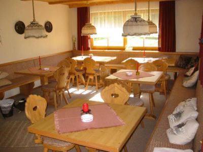 Gaestehaus Alpin - Inkl. Chiemgau-Karte Берген Экстерьер фото